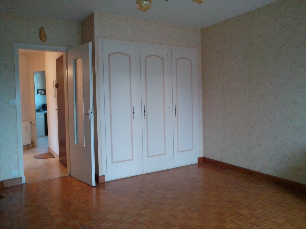 Appartement - 2 pièces, 51 m² - La Roche Bernard (56130) Appartement - 2 pièces, 51 m² - La Roche Bernard (56130)