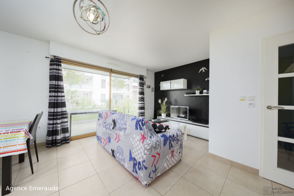 Appartement meublé Dinard 2 pièce(s) 47,65 m2 décembre à juin 2019 Appartement meublé Dinard 2 pièce(s) 47,65 m2 décembre à juin 2019