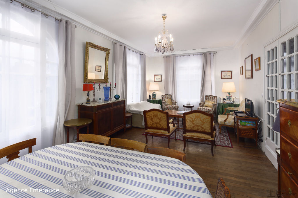 Location saisonnière VILLA Dinard 6 pièce(s) 8 personnes Location saisonnière VILLA Dinard 6 pièce(s) 8 personnes
