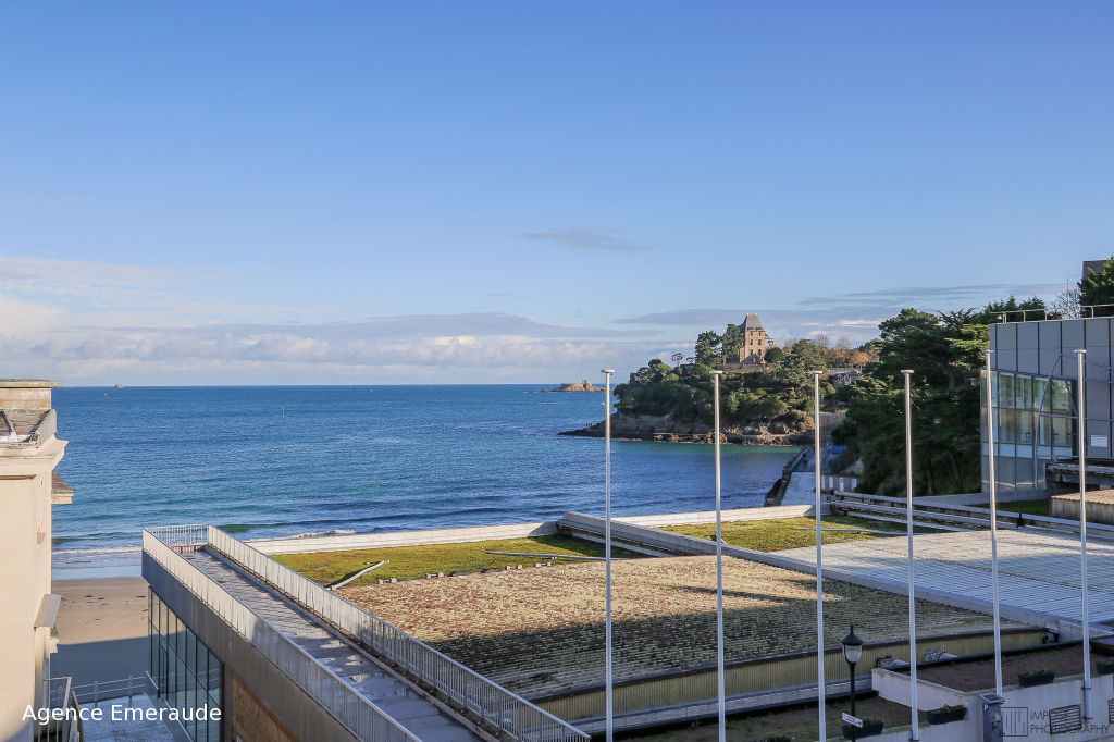 DINARD Appartement Hyper centre VUE MER, 3 chambres 86m2 loi carrez, 110 au sol DINARD Appartement Hyper centre VUE MER, 3 chambres 86m2 loi carrez, 110 au sol
