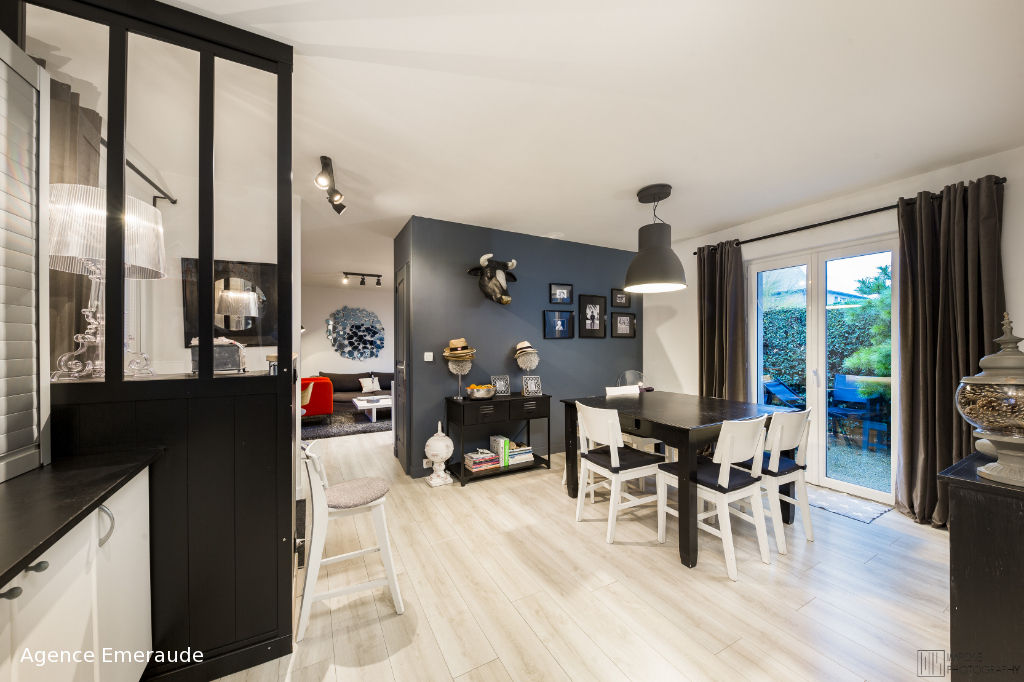 Maison Dinard 4 pièce(s) 124.24 m² chambre et sde au rez-de-chaussée Maison Dinard 4 pièce(s) 124.24 m² chambre et sde au rez-de-chaussée