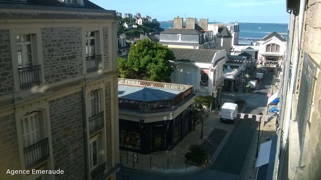 A louer grand Appartement Dinard 2 pièce(s) 69m2 vue mer A louer grand Appartement Dinard 2 pièce(s) 69m2 vue mer