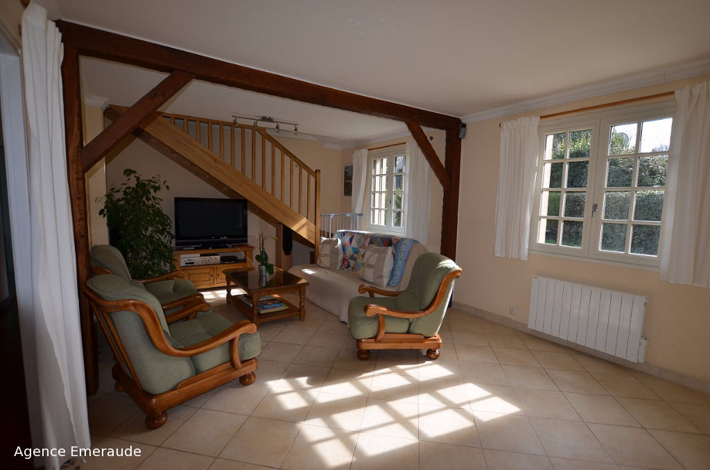 Maison Pleurtuit 140 m2 bord de rance 6 chambres, 2 chambres au rez-de-chaussée Maison Pleurtuit 140 m2 bord de rance 6 chambres, 2 chambres au rez-de-chaussée