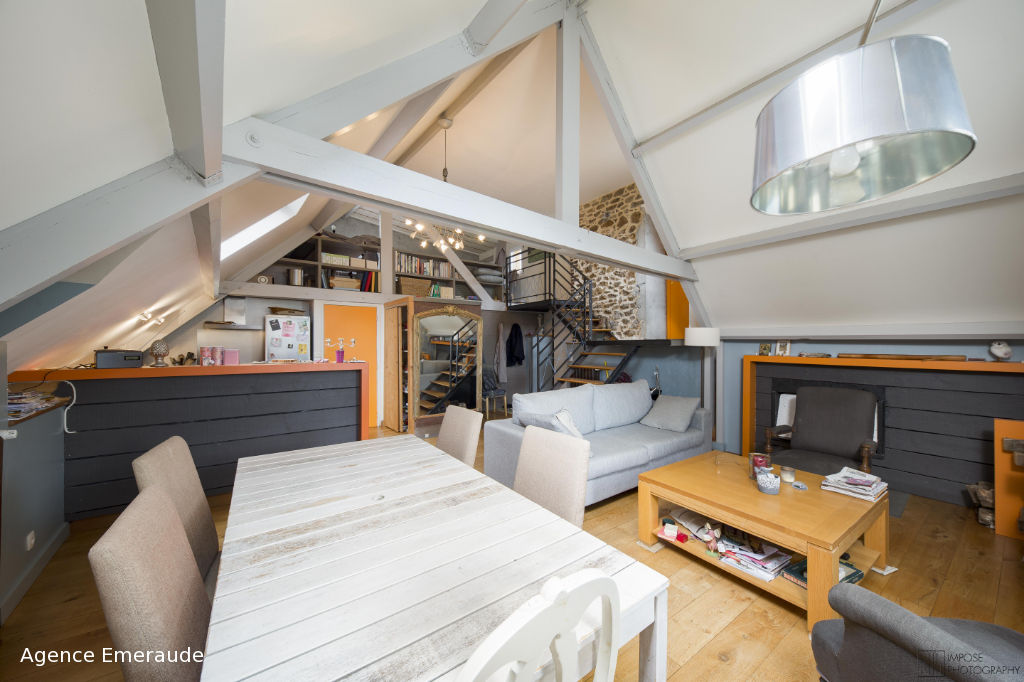 Appartement au dernier étage de type 3 avec mezzanine et aperçu mer Appartement au dernier étage de type 3 avec mezzanine et aperçu mer