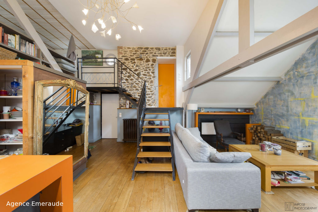 Appartement au dernier étage de type 3 avec mezzanine et aperçu mer Appartement au dernier étage de type 3 avec mezzanine et aperçu mer