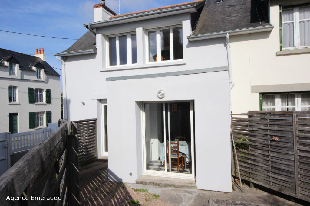 Maison Dinard 3 pièce(s) 70 m² terrasse et jardin exposés Sud Maison Dinard 3 pièce(s) 70 m² terrasse et jardin exposés Sud