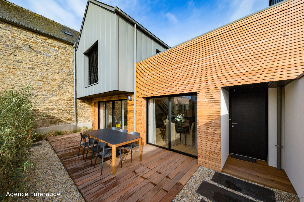 Maison Dinard centre ville 5 pièce(s) 123.2 m2 suite parentale au rez-de-chassée terrasse exposée sud Maison Dinard centre ville 5 pièce(s) 123.2 m2 suite parentale au rez-de-chassée terrasse exposée sud