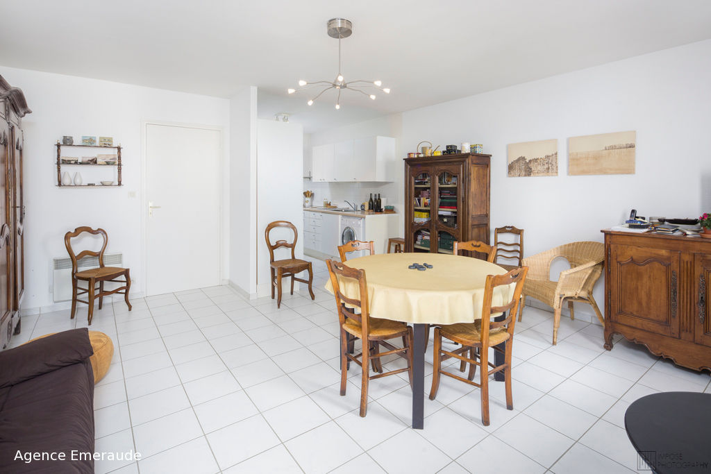 Appartement Dinard 2 pièce(s) 63.70 m2 place de la république Appartement Dinard 2 pièce(s) 63.70 m2 place de la république