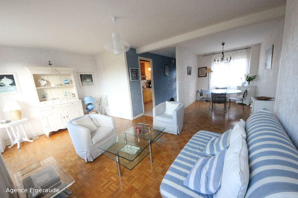 Location saisonnière, appartement 4/6 personnes accès direct à la plage Location saisonnière, appartement 4/6 personnes accès direct à la plage