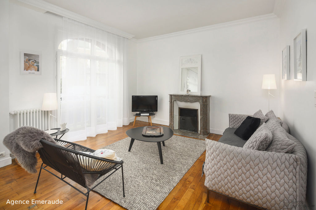 Location saisonnière VILLA Dinard 6 pièce(s) 8 personnes Location saisonnière VILLA Dinard 6 pièce(s) 8 personnes