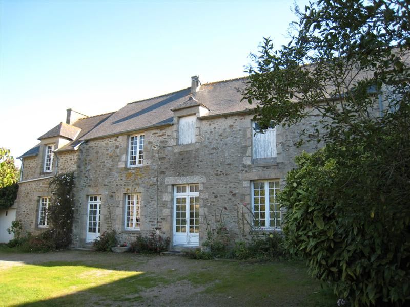 Maison Ploubalay 4 pièce(s) 912 m2 fort potentiel à exploiter pour salle de réception, gîtes, chambres d'hôtes Maison Ploubalay 4 pièce(s) 912 m2 fort potentiel à exploiter pour salle de réception, gîtes, chambres d'hôtes