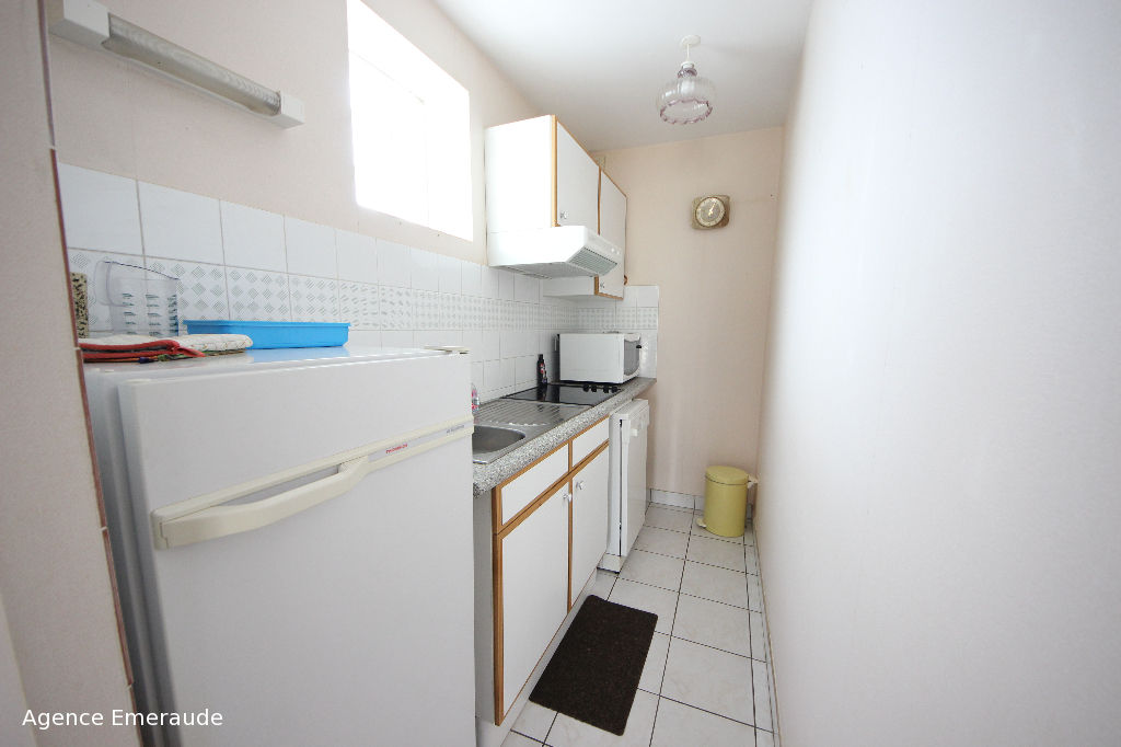 Appartement 2 pièces, 50.16 m² DINARD hyper centre Appartement 2 pièces, 50.16 m² DINARD hyper centre
