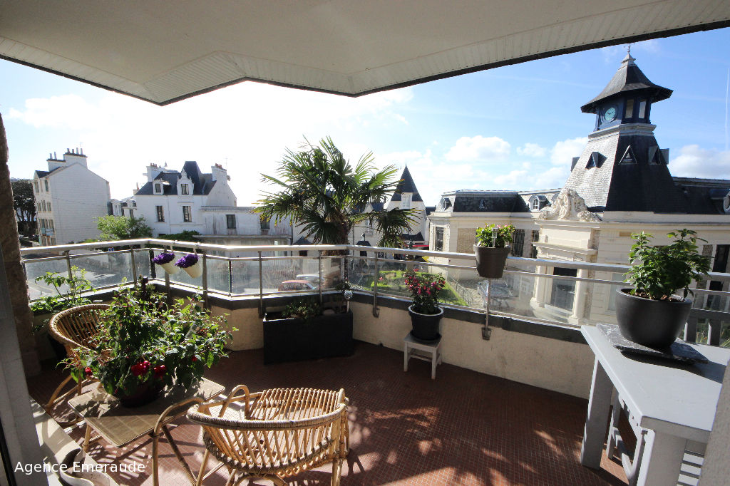 Appartement DINARD HYPER CENTRE 2 pièce(s) 46 m2 Appartement DINARD HYPER CENTRE 2 pièce(s) 46 m2