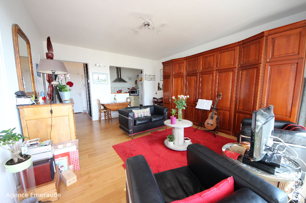 Appartement DINARD HYPER CENTRE 2 pièce(s) 46 m2 Appartement DINARD HYPER CENTRE 2 pièce(s) 46 m2