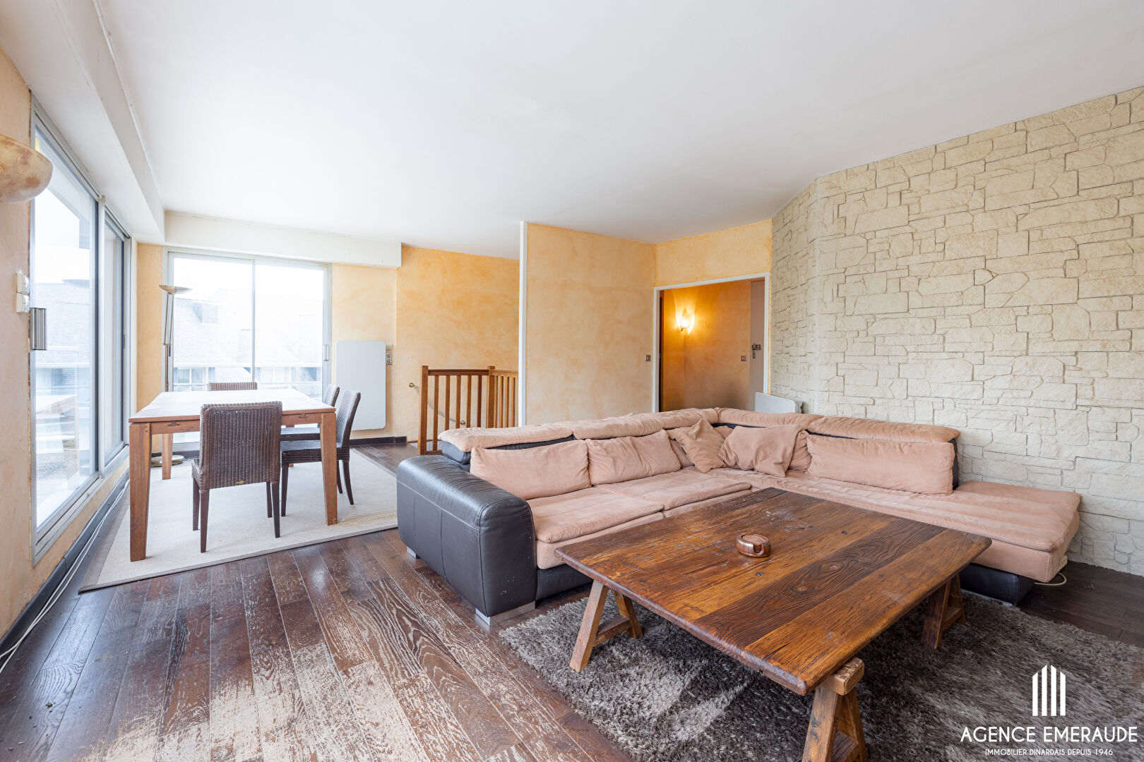 Appartement Dinard 4 pièce(s) 98.51 m² terrasse parking cave Appartement Dinard 4 pièce(s) 98.51 m² terrasse parking cave