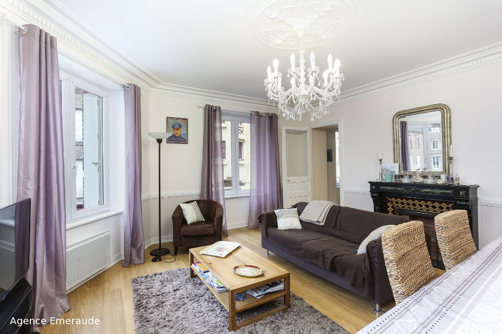 Location à l'année Appartement Dinard 3 pièce(s) 79.15 m2 hyper centre ascenseur Location à l'année Appartement Dinard 3 pièce(s) 79.15 m2 hyper centre ascenseur