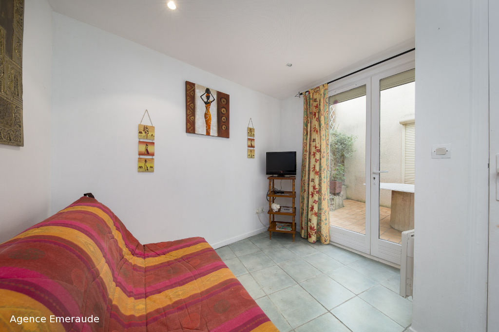 Location meublée à l'année Appartement Dinard 3 pièce(s) 42,78 m2 Location meublée à l'année Appartement Dinard 3 pièce(s) 42,78 m2
