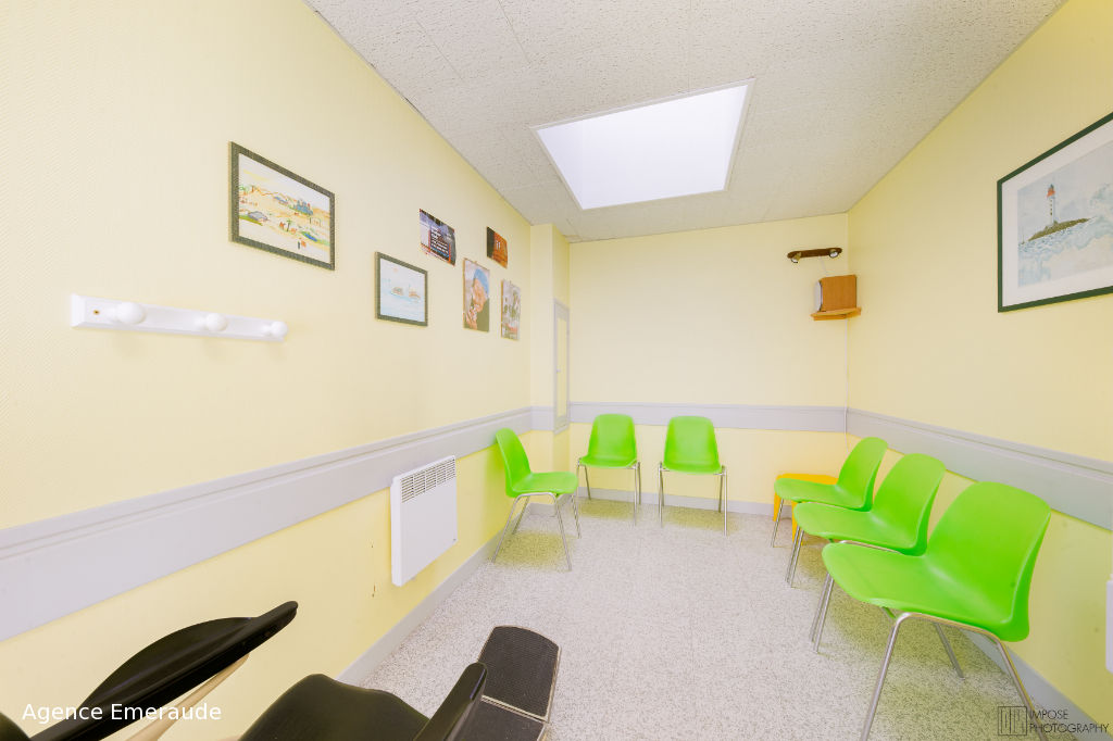 Local commercial Dinard 38.40 m² Local commercial Dinard 38.40 m²