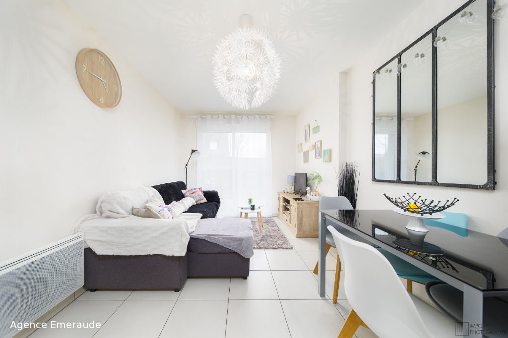 Appartement de type 2 pièce(s) à louer à l'année dans résidence récente Appartement de type 2 pièce(s) à louer à l'année dans résidence récente