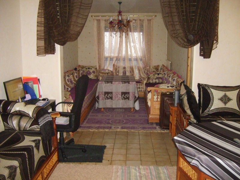 Dans copropri�t� d'argenteuil  appartement 4 pi�ces de 79m�