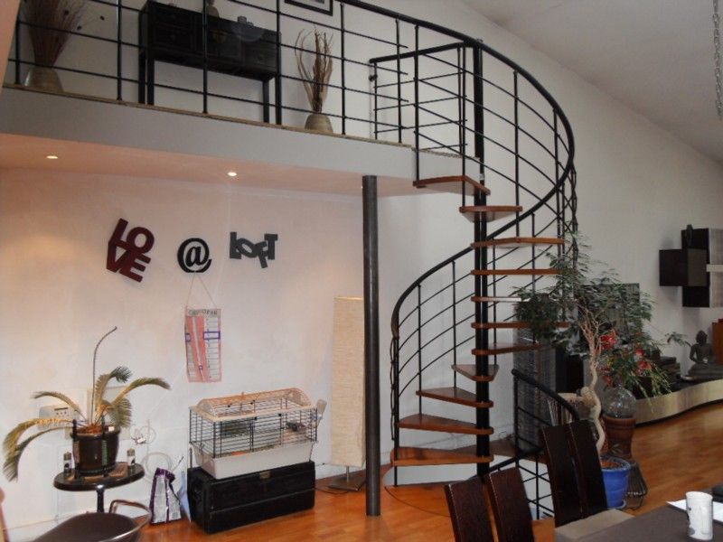 Loft 7 pi�ces de 300m� sur 3 niveaux � Argenteuil