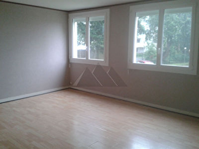 BREST - LA CROIX ROUGE - APPARTEMENT T2 - 72m�
