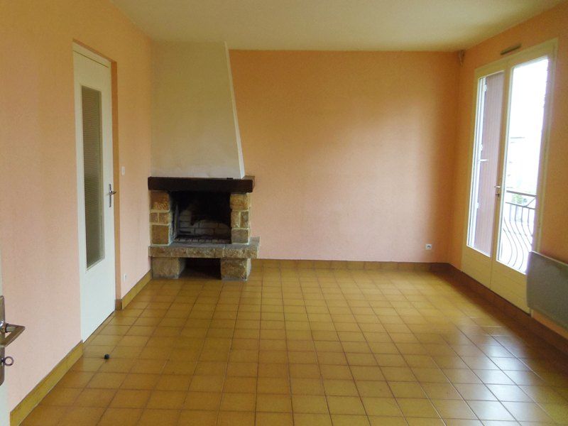 BREST - CROIX ROUGE - APPARTEMENT T3 - 60m� environ