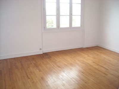 T3 PLACE DE STRASBOURG - 60 m2