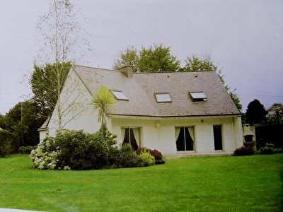 SAINT-DIVY - MAISON T6 - 136m�