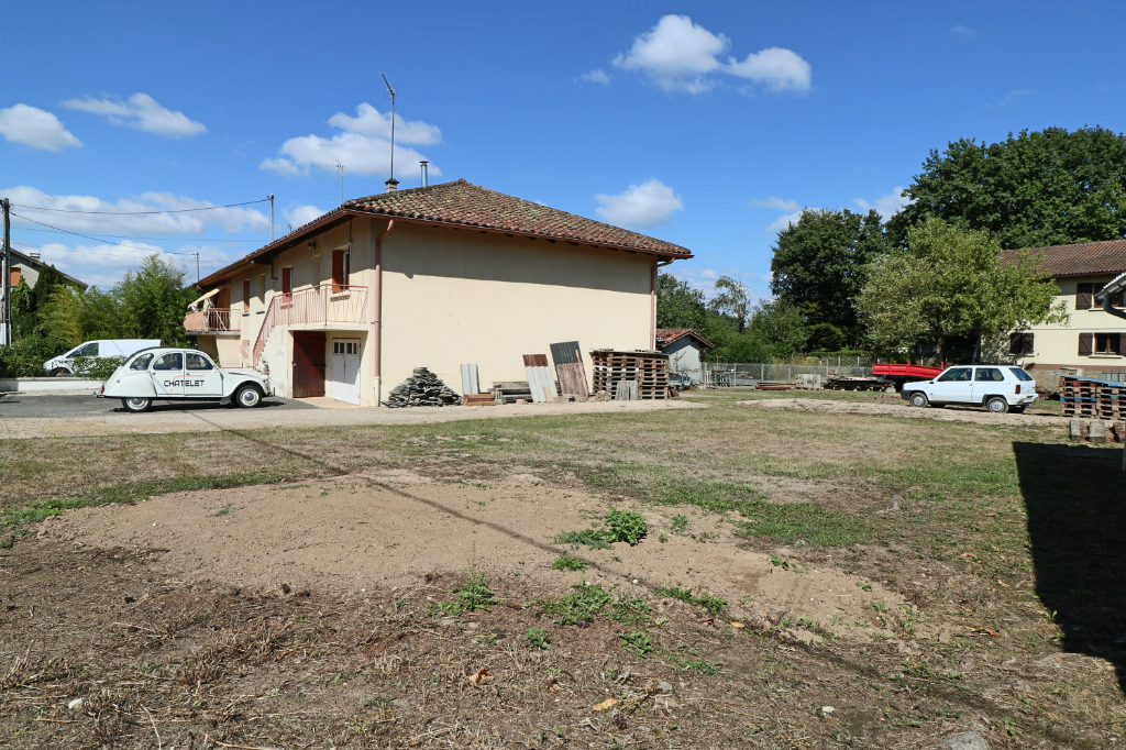 Maison Peronnas 2 chambres bien située limite BOURG-EN-BRESSE et forêt de seillon Maison Peronnas 2 chambres bien située limite BOURG-EN-BRESSE et forêt de seillon