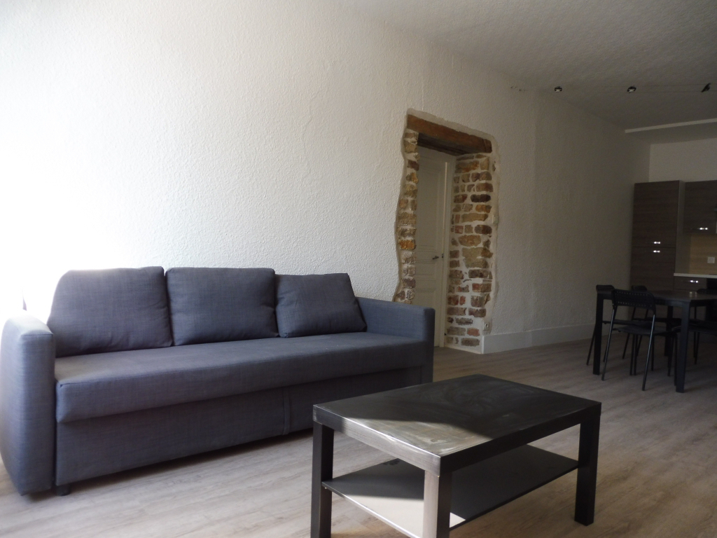 Appartement Bourg En Bresse 2 pièce(s) 79 m2 Appartement Bourg En Bresse 2 pièce(s) 79 m2