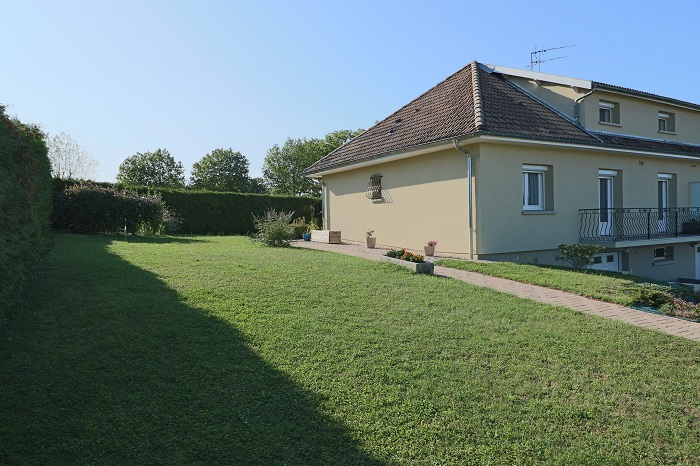 Maison 105 m2 Saint Rémy 3 chambres 800 m² de terrain Maison 105 m2 Saint Rémy 3 chambres 800 m² de terrain
