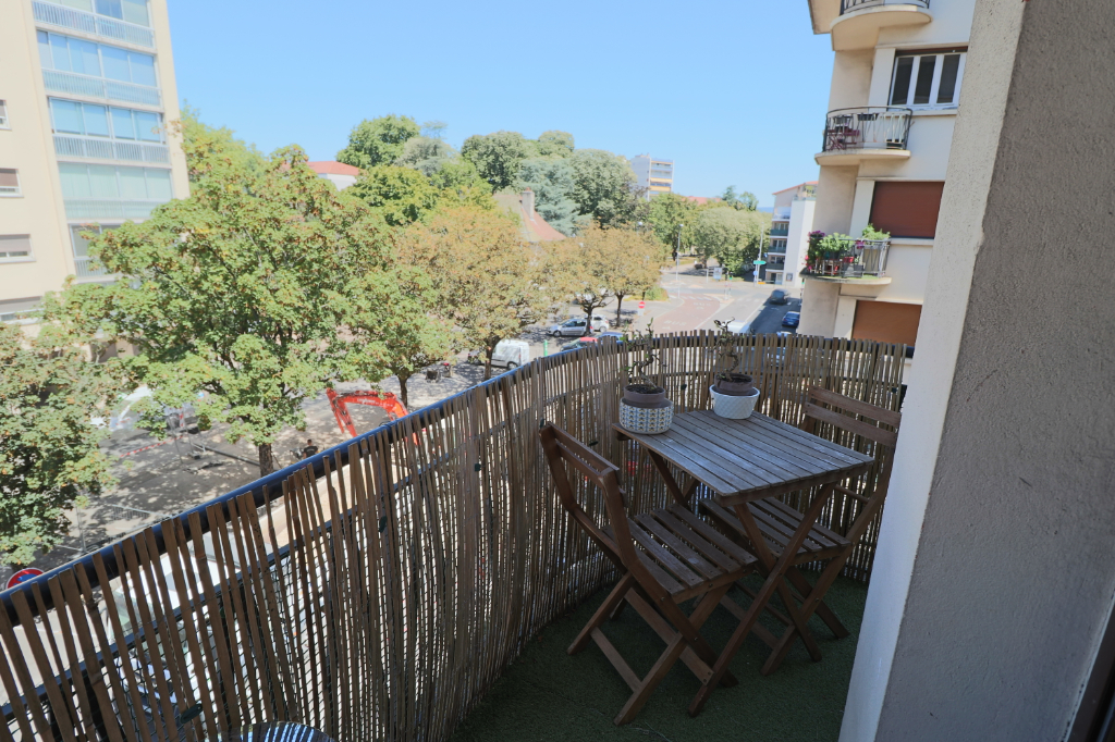 Appartement 4 pièce(s) 74.73 m2 Appartement 4 pièce(s) 74.73 m2
