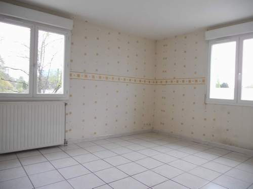 A louer proche commerces; carrefour de l'Europe appartement 3 pièce(s) 54 m2 Bourg en Bresse A louer proche commerces; carrefour de l'Europe appartement 3 pièce(s) 54 m2 Bourg en Bresse