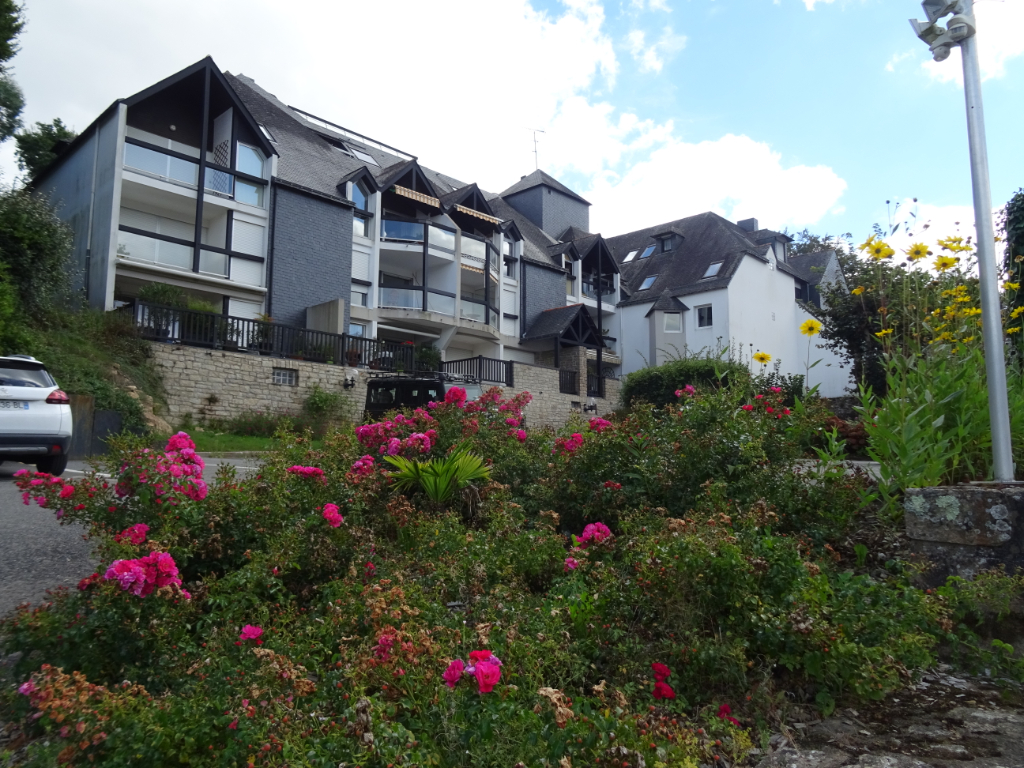 VUE SUR LE PORT DE SAINT GOUSTAN T.2 - 59,66 m² VUE SUR LE PORT DE SAINT GOUSTAN T.2 - 59,66 m²