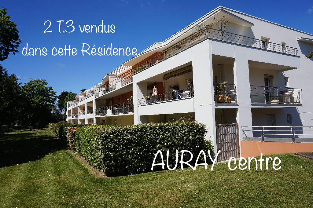 T.4 AURAY CENTRE VILLE - 86 m² T.4 AURAY CENTRE VILLE - 86 m²