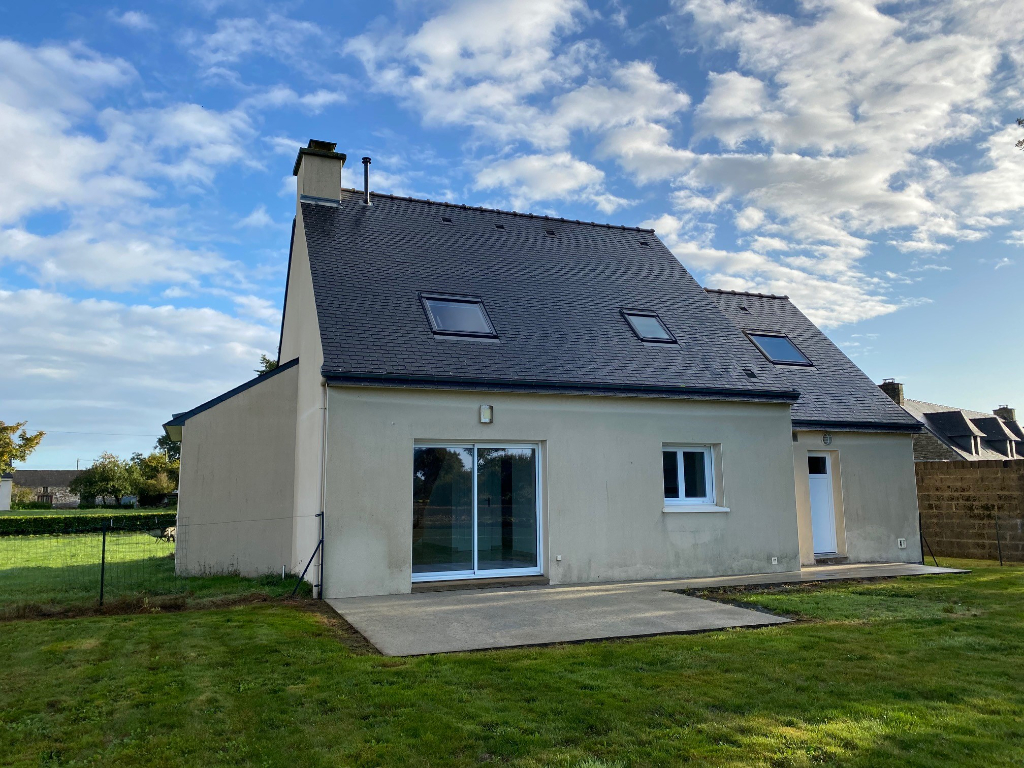 MAISON T.6 - PLUMERGAT MAISON T.6 - PLUMERGAT