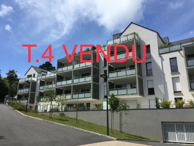 T.4 CENTRE-VILLE AURAY 91 m² T.4 CENTRE-VILLE AURAY 91 m²