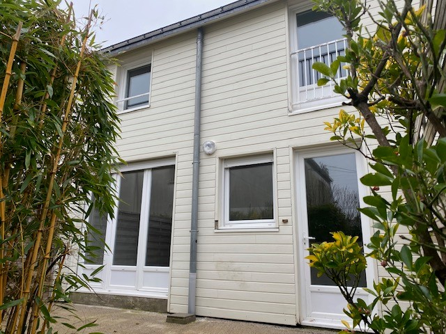 T.3 EN DUPLEX AURAY - 75 m² T.3 EN DUPLEX AURAY - 75 m²