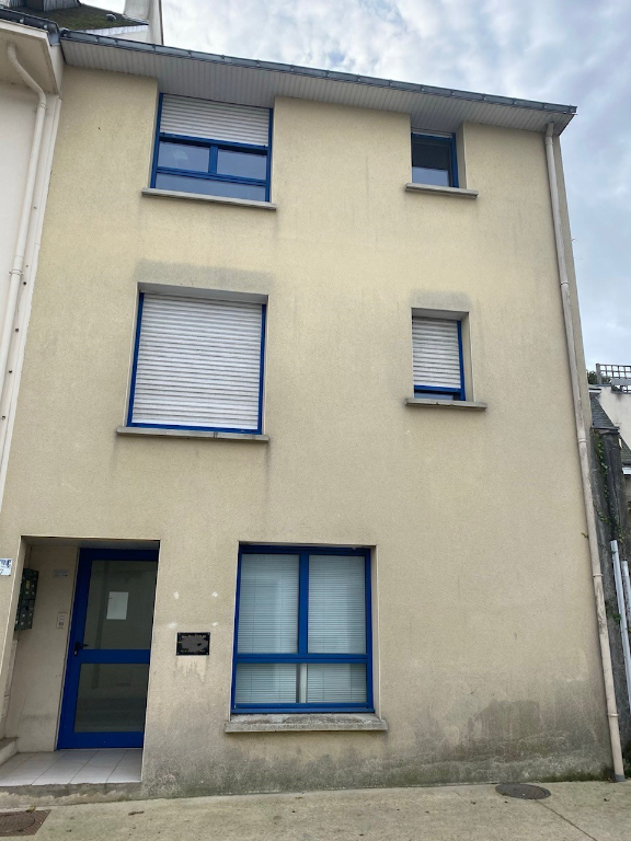 IMMEUBLE DE 5 APPARTEMENTS IMMEUBLE DE 5 APPARTEMENTS
