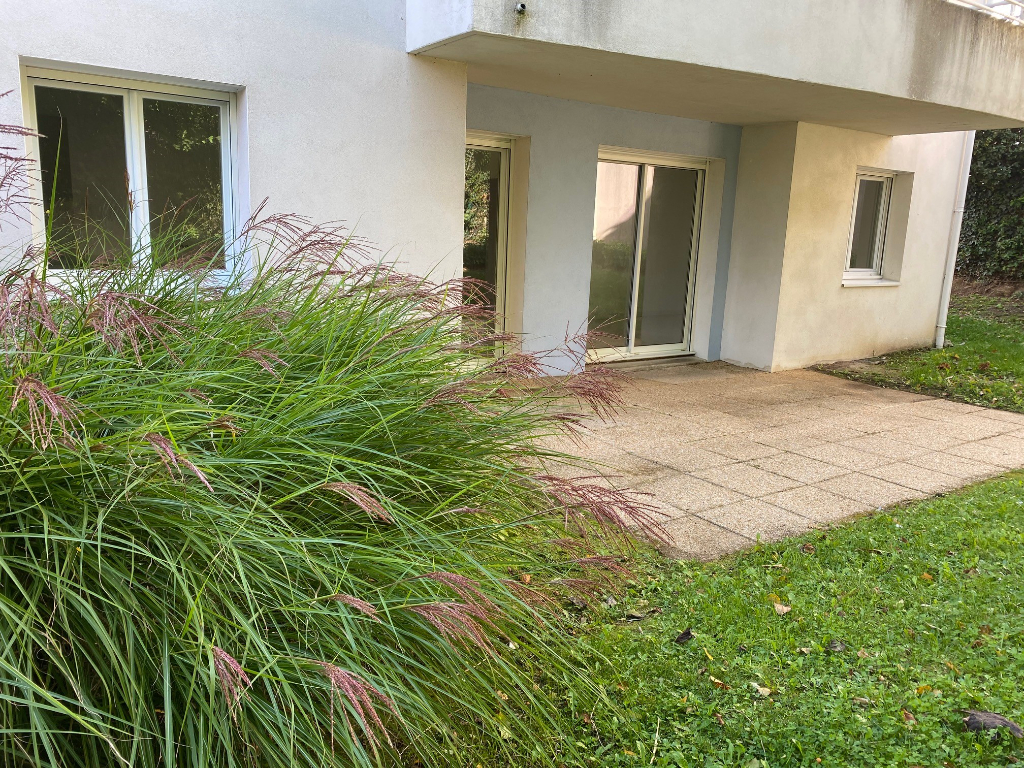 T.3 à VANNES KERLANN - 71 m² T.3 à VANNES KERLANN - 71 m²