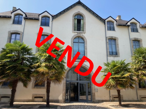 GRAND T.2 - AURAY CENTRE 62,50 m² GRAND T.2 - AURAY CENTRE 62,50 m²