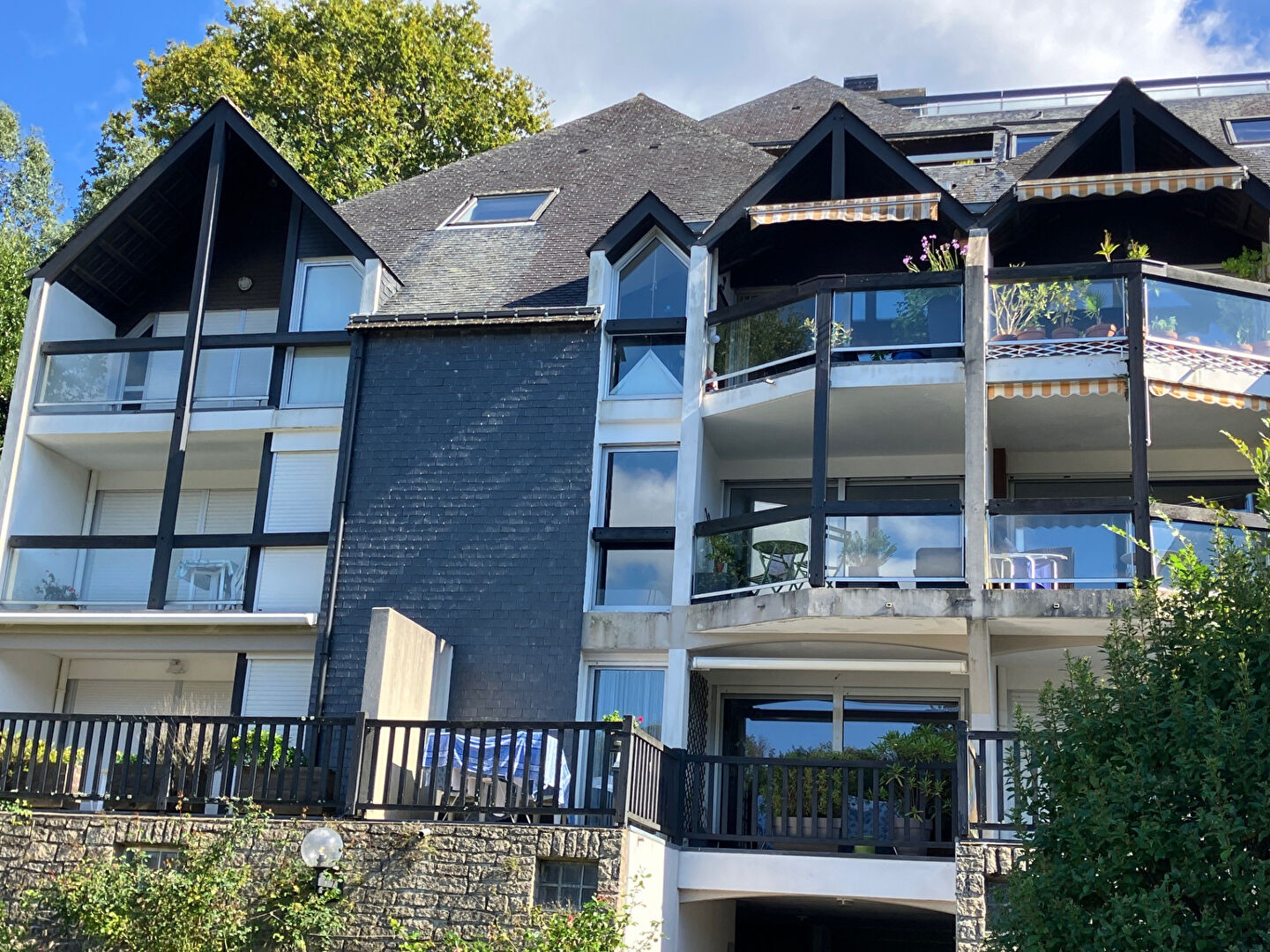 T.2 AURAY ST GOUSTAN -25 m² hab./42,50m² au sol T.2 AURAY ST GOUSTAN -25 m² hab./42,50m² au sol