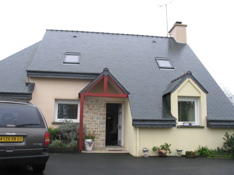 GOUDELIN - MAISON CONTEMPORAINE DE 2003