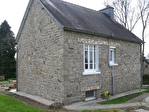 R�gion Rostrenen-Propri�t� en pierre � usage d'habitation