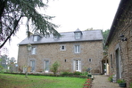 10 mins from St Malo: vast and spacious renovated stone house with large grounds and a hangar