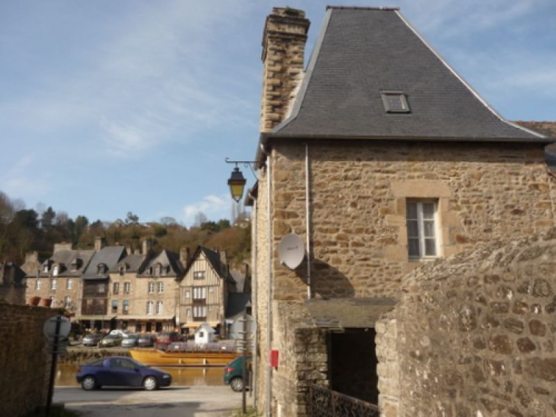 Brittany Port of Dinan: Direct Rance river views for this character house for sale in France.
