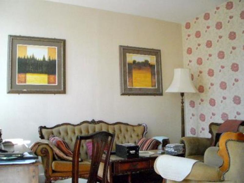 Brittany Dinan: lovely appartment close to all amenities for sale in France.