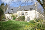 Pays de Rance: Magnifique propri�t� de caract�re sur son parc aux arbres matures.