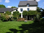 10 mins from Dinan: quaint detached property with outbuildings and large garden